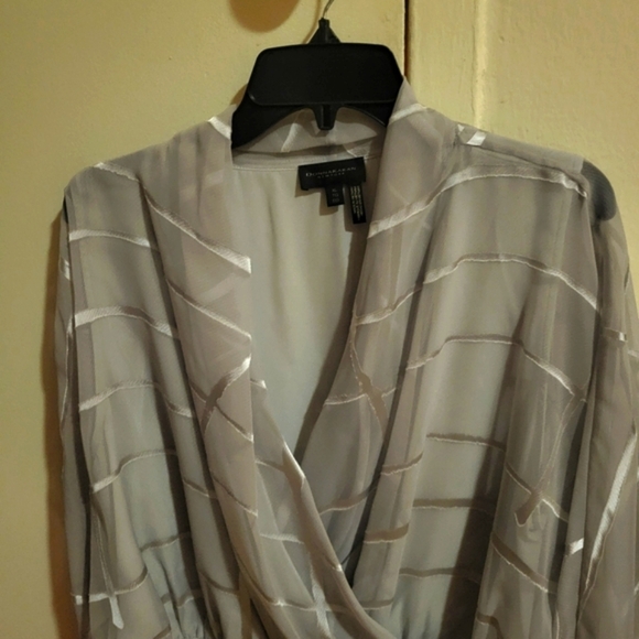 Amazing blouse - Picture 3 of 12